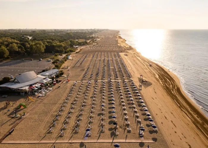 Quiet Flat With Garden Access Appartamento Bibione